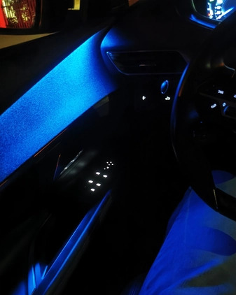 Peugeot 5008 cena 87500 przebieg: 165500, rok produkcji 2019 z Rzgów małe 326